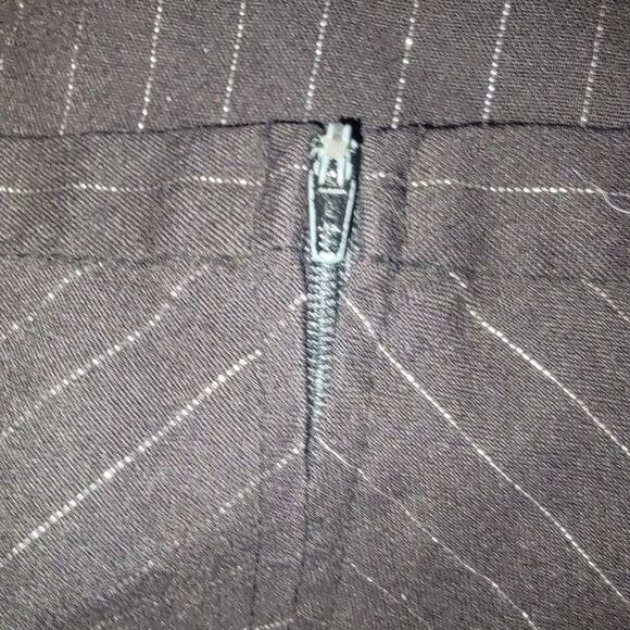 Torrid Vintage black A-line knee length skirt size 24 - Picture 5 of 7